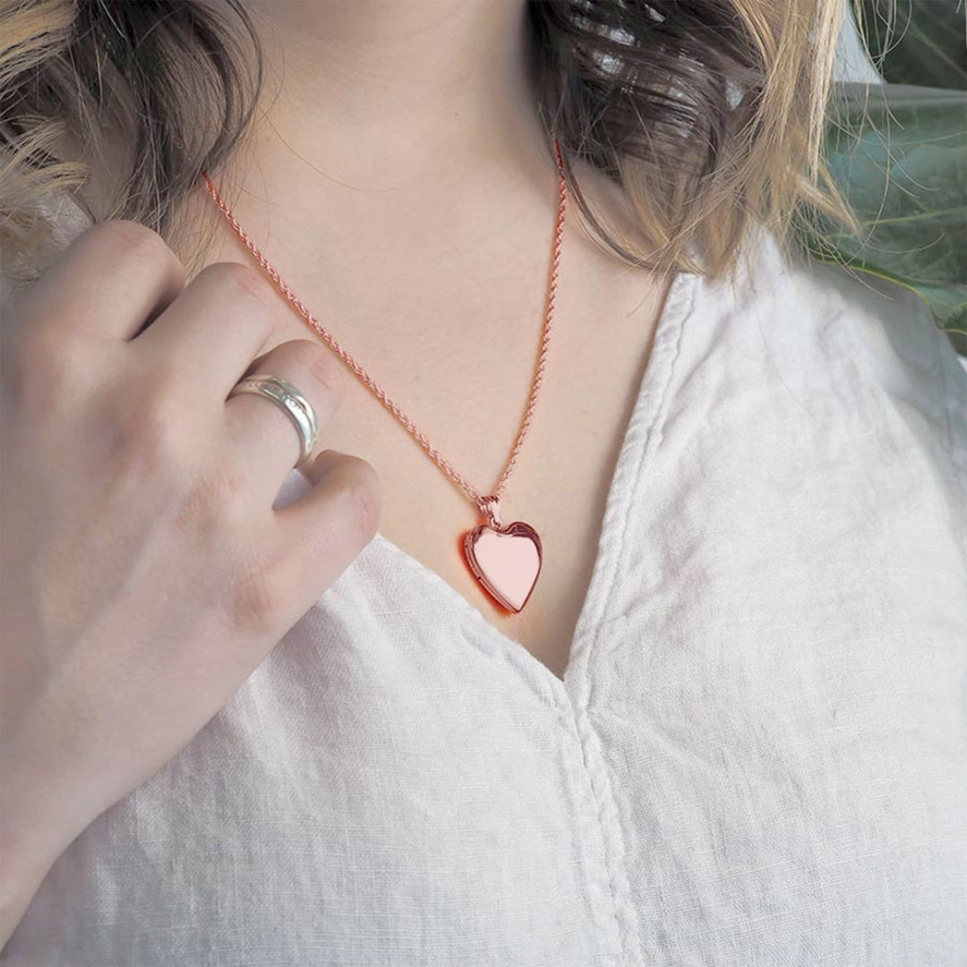 Classic Heart Photo Locket Pendant Necklace