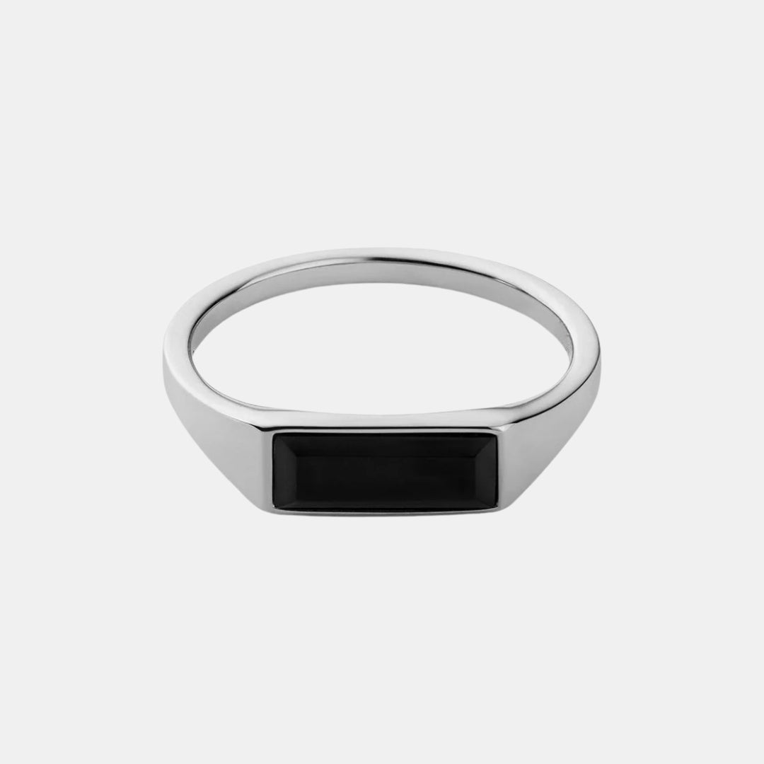 Slim Onyx Geometric Signet Ring