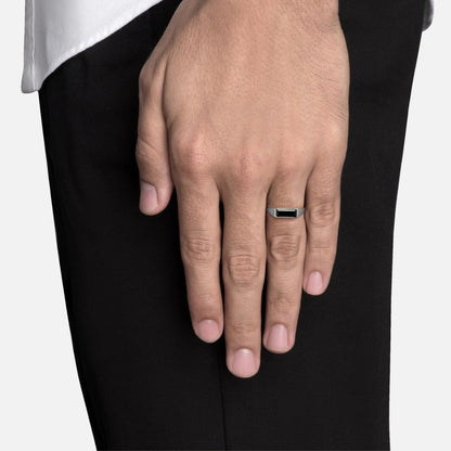 Slim Onyx Geometric Signet Ring